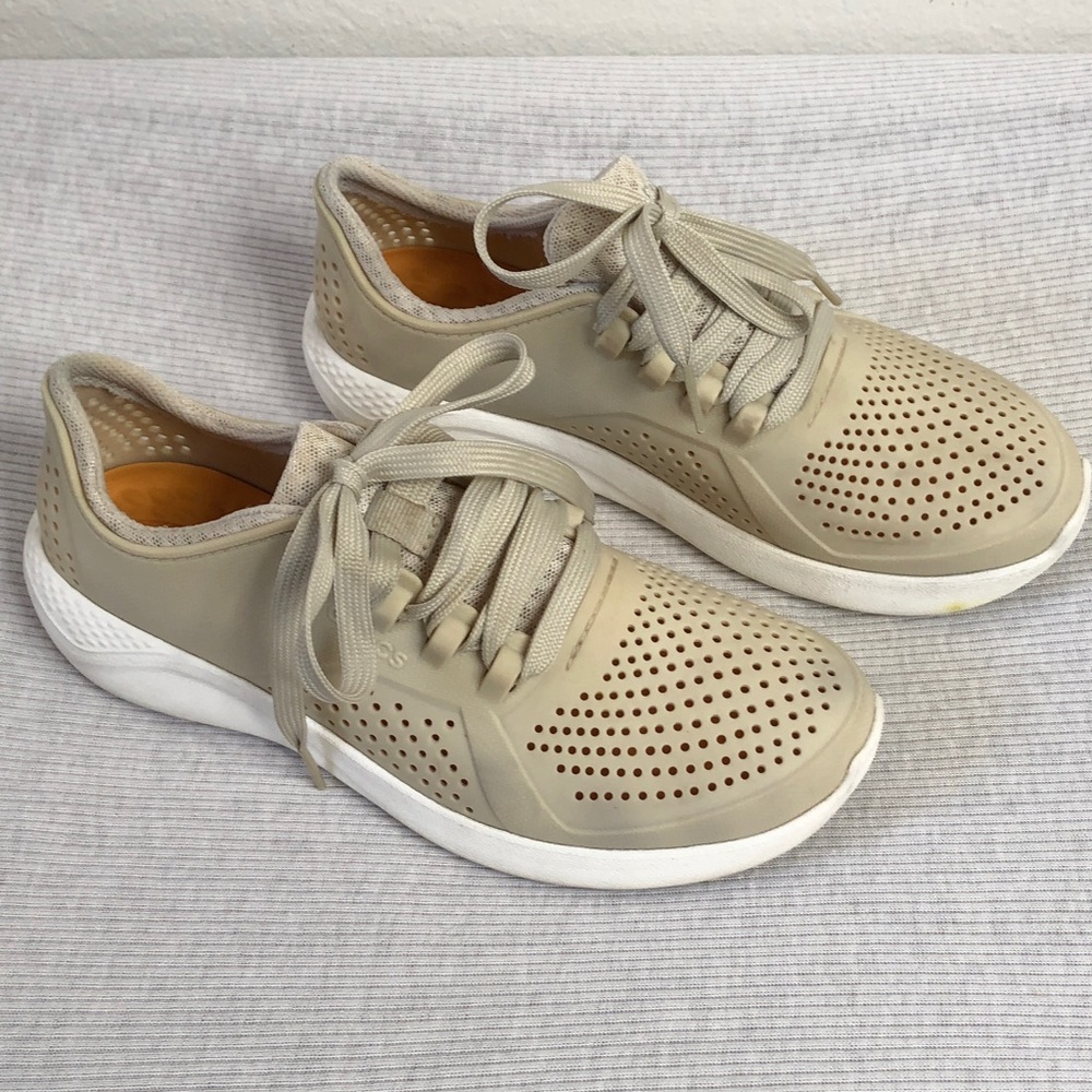 Crocs Literide lace-up shoes womens Size 7 Beige